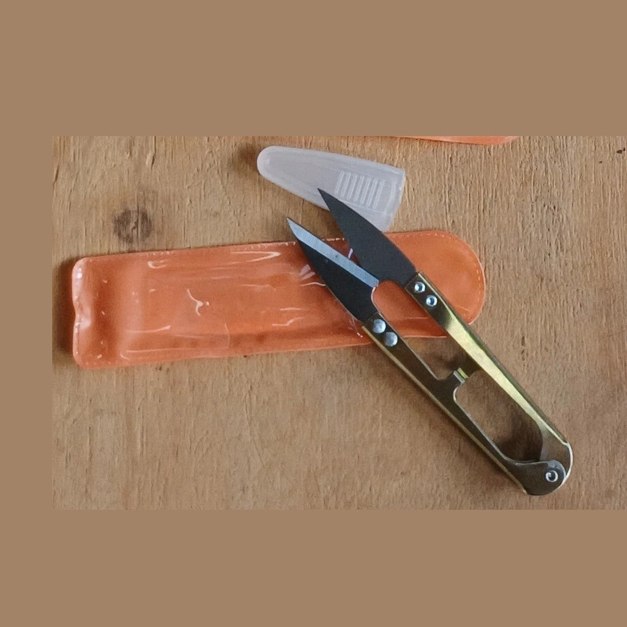 Yarn snips